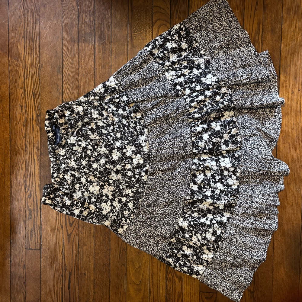Susan Graver crinkle tiered skirt